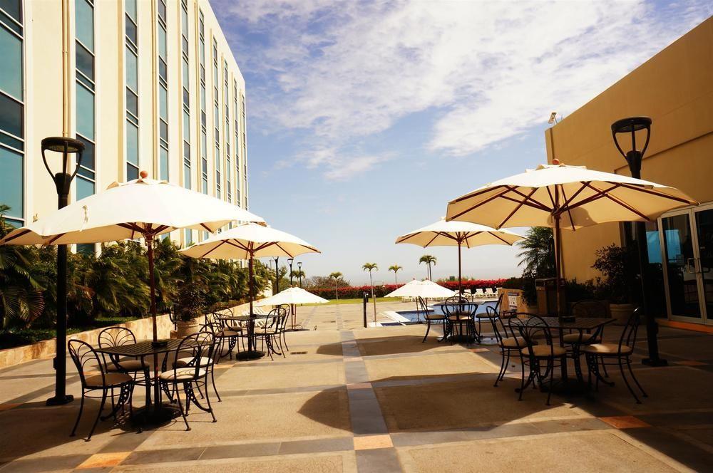 Hilton Doubletree By Hilton Managua Hotell Exteriör bild