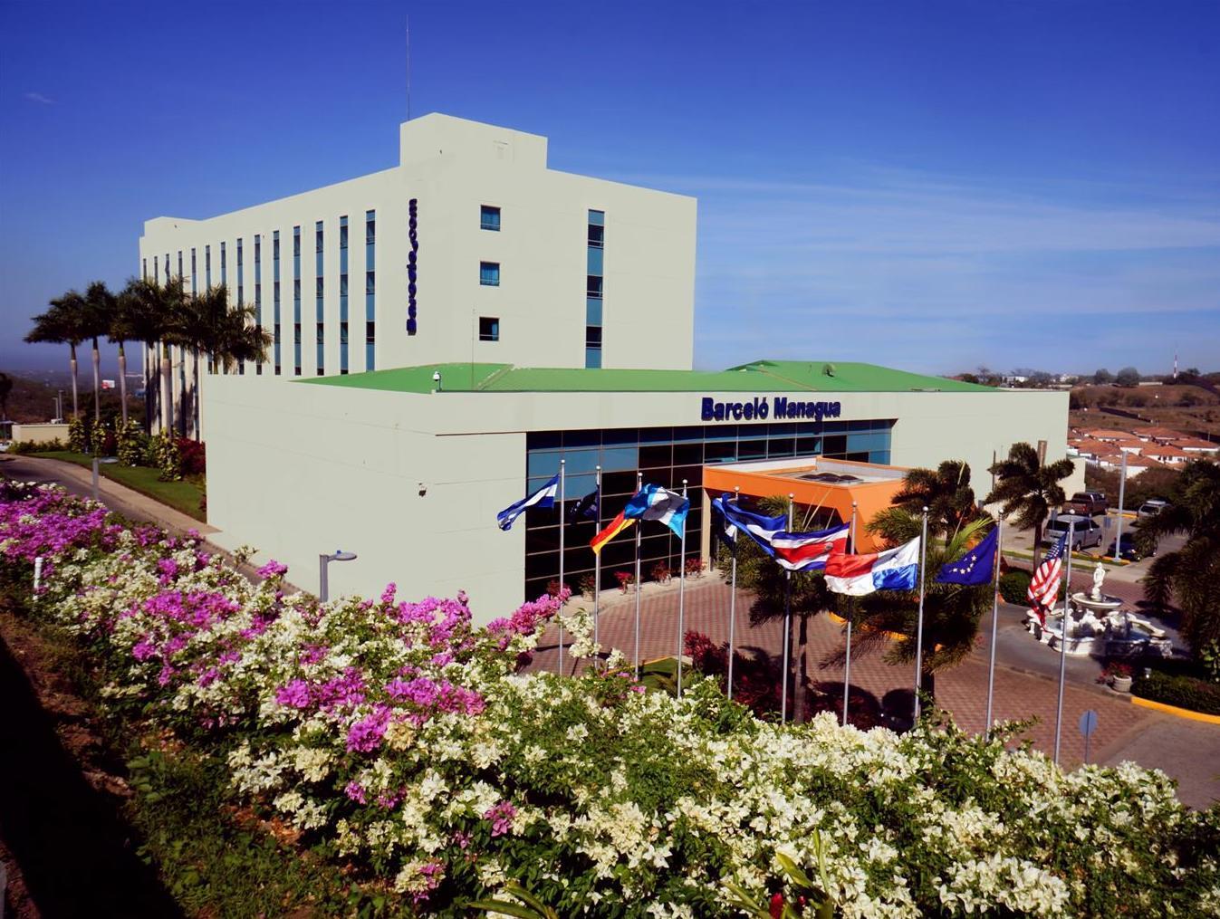 Hilton Doubletree By Hilton Managua Hotell Exteriör bild