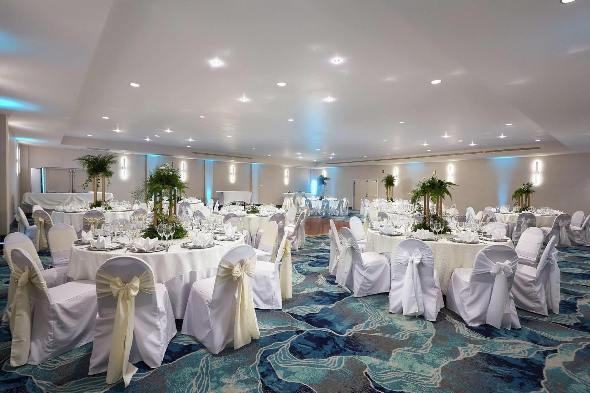 Hilton Doubletree By Hilton Managua Hotell Exteriör bild