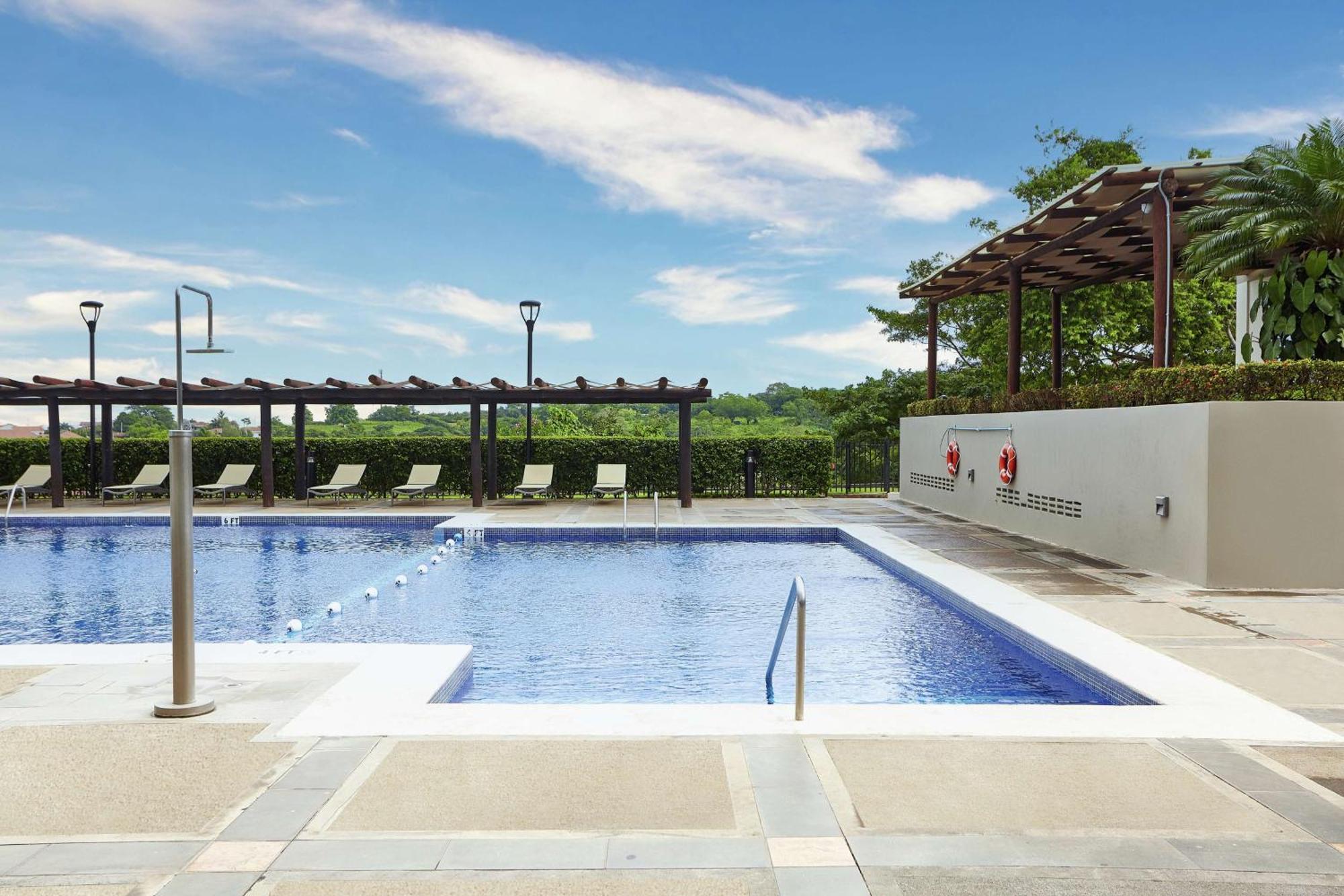 Hilton Doubletree By Hilton Managua Hotell Exteriör bild