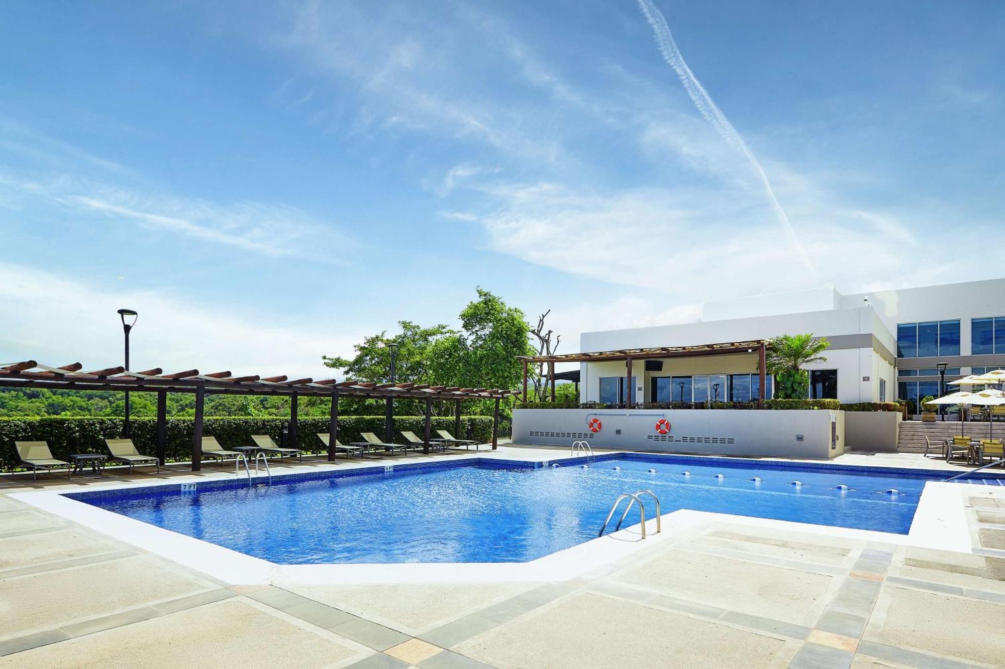 Hilton Doubletree By Hilton Managua Hotell Exteriör bild