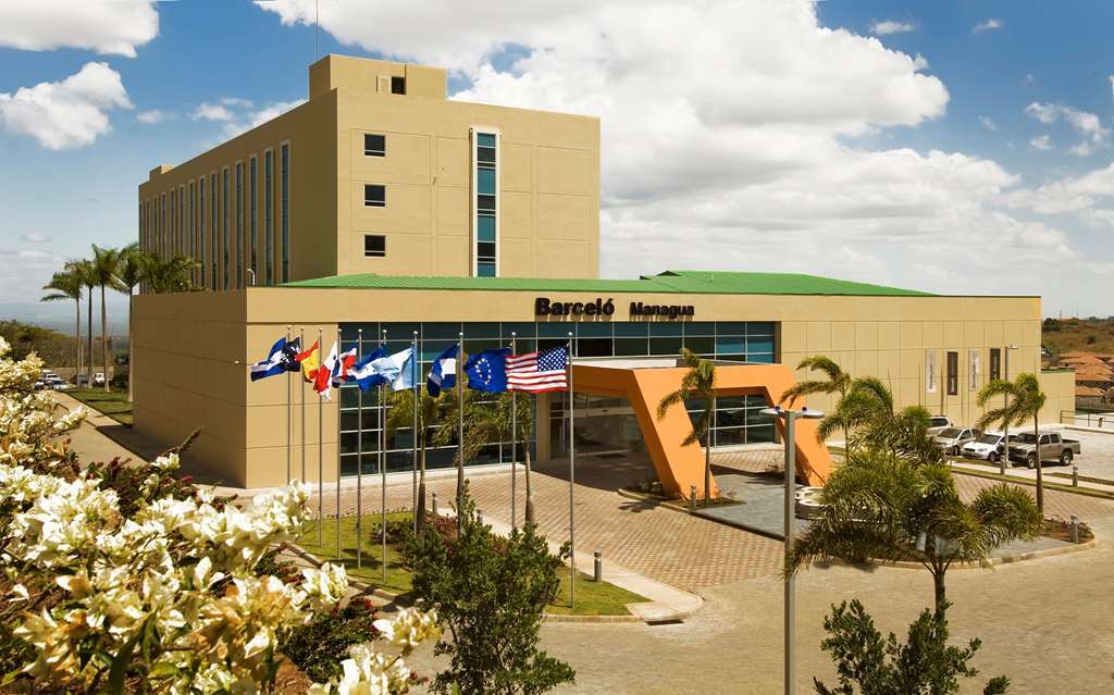 Hilton Doubletree By Hilton Managua Hotell Exteriör bild